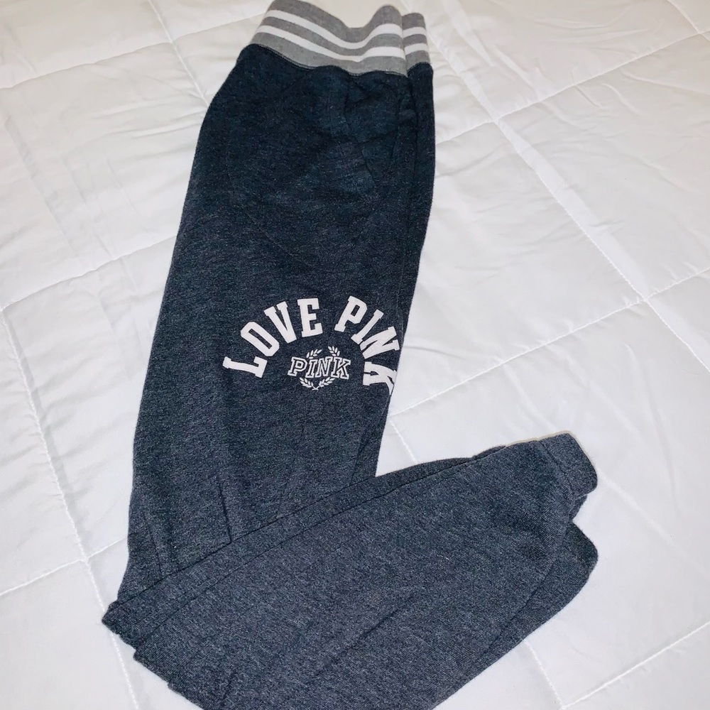 $3/15 PINK Love Victoria’s Secret Grey Sweats XS